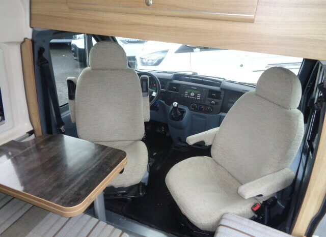 FONT-VENDOME Forty Van complet